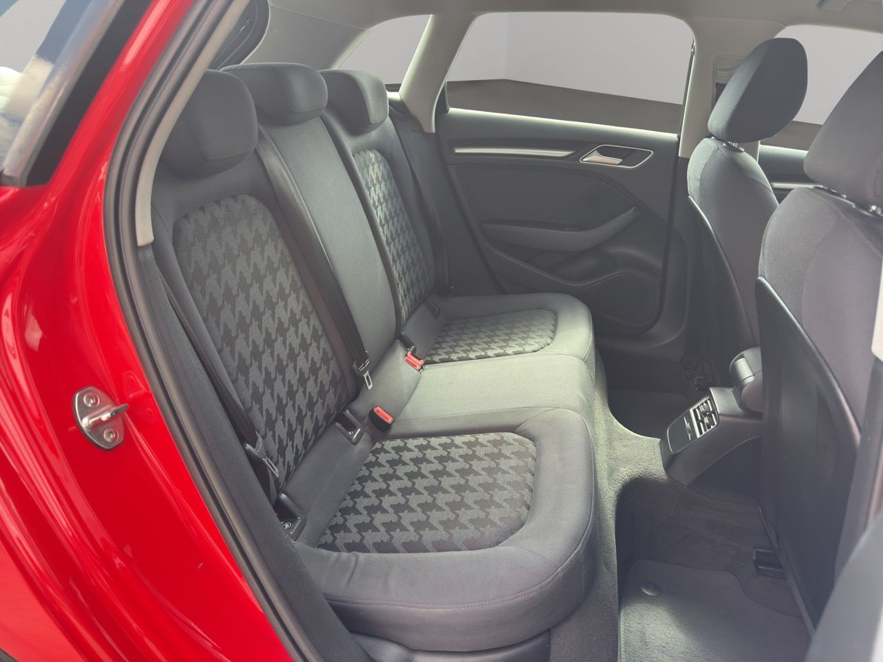 Audi A3 Sportback 1.4 TFSI 125CV S tronic S line - Foto 2