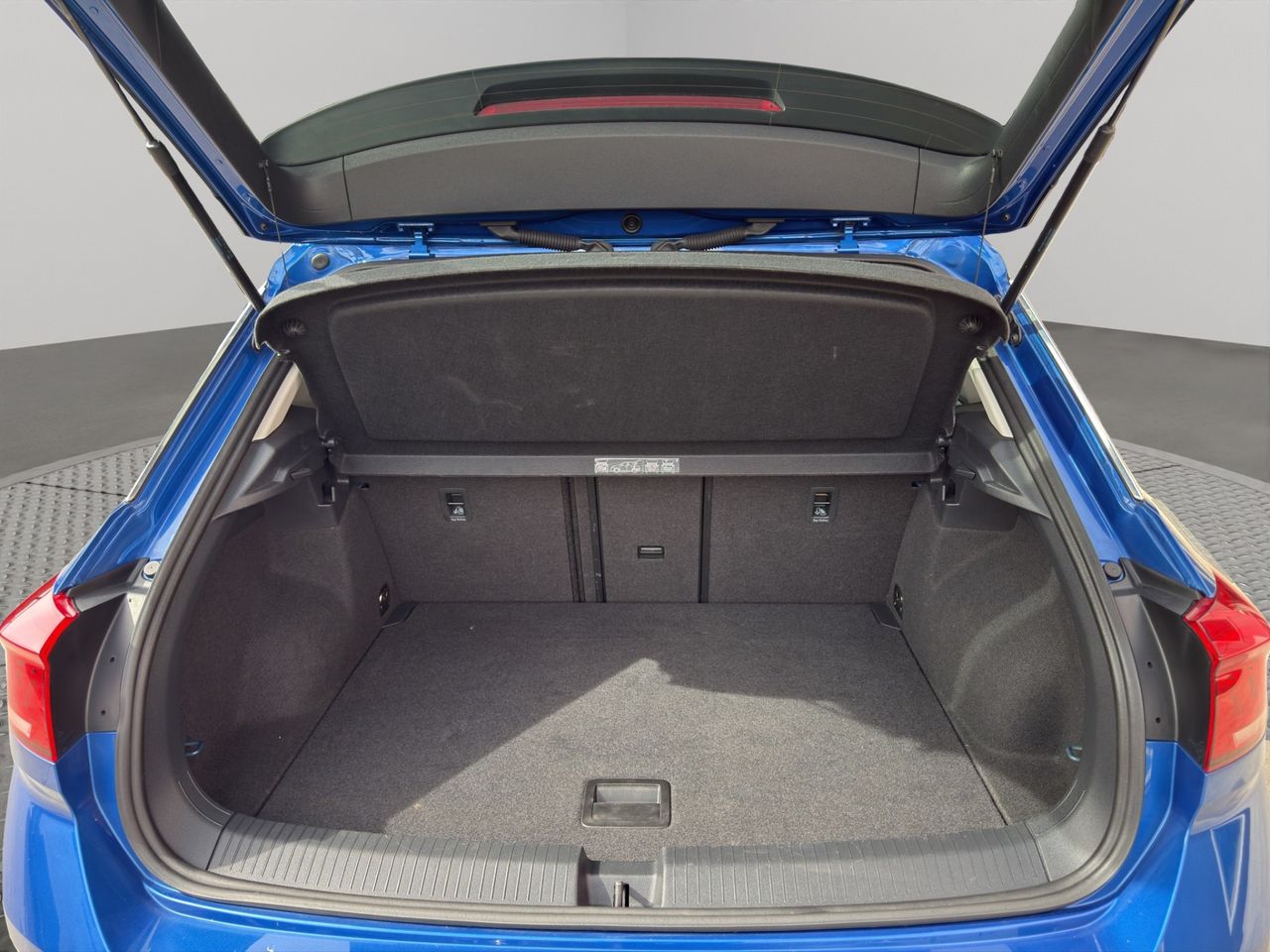 Volkswagen T-Roc Advance 1.0 TSI 85kW (115CV) - Foto 2