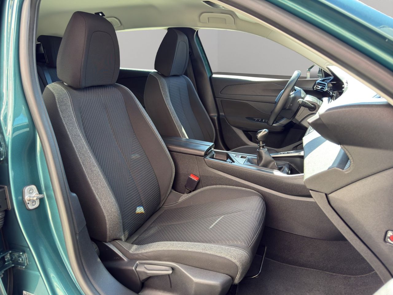 Peugeot 308 5P Active Pack BlueHDi 130 S&S MAN - Foto 2