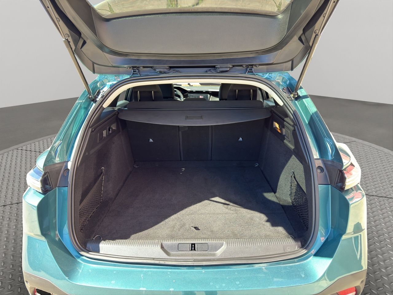 Peugeot 308 5P Active Pack BlueHDi 130 S&S MAN - Foto 2