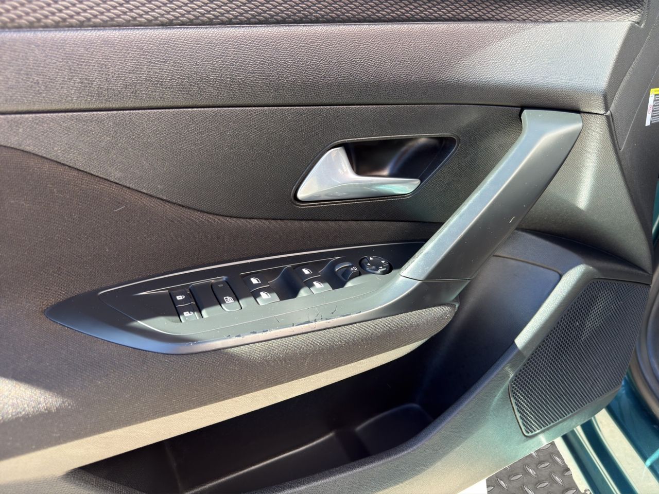 Peugeot 308 5P Active Pack BlueHDi 130 S&S MAN - Foto 2