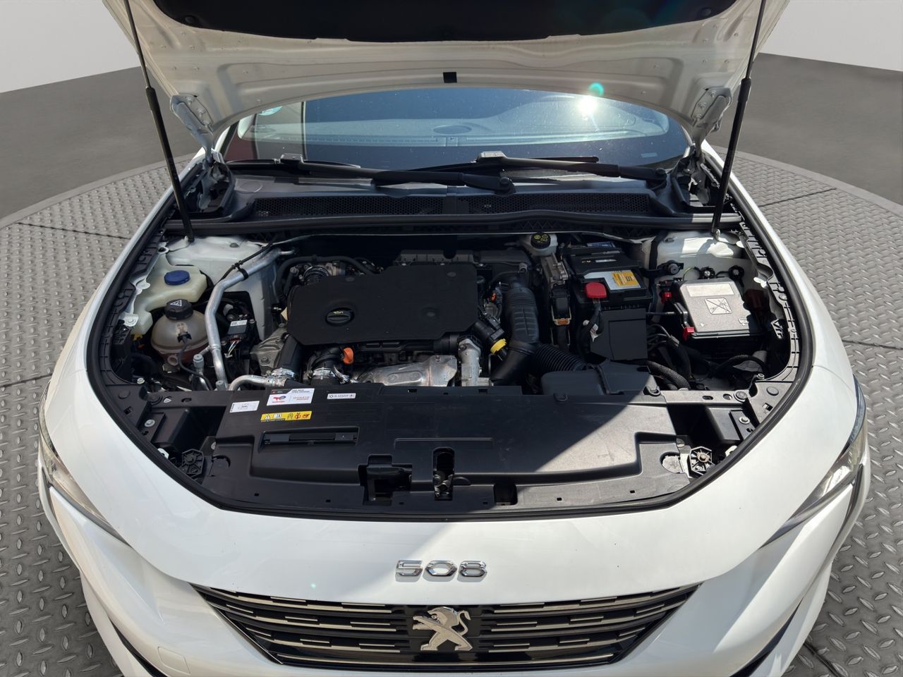 Peugeot 508 Active BlueHDi 96kW (130) S&S 6vel MAN - Foto 2