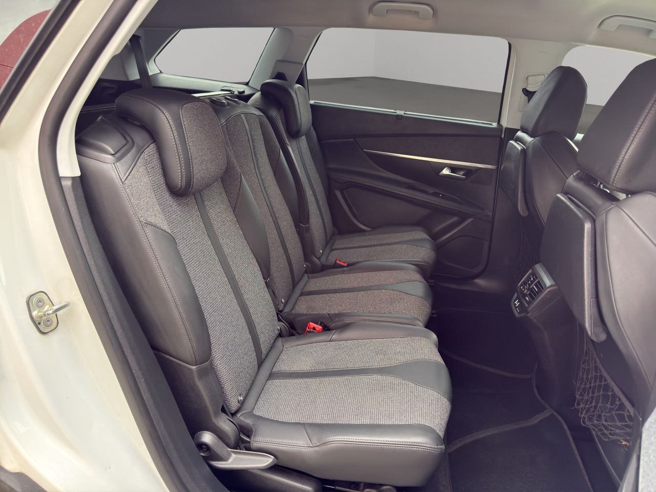 Peugeot 5008 GT-Line BlueHDi 96kW (130CV) S&S EAT8 - Foto 2