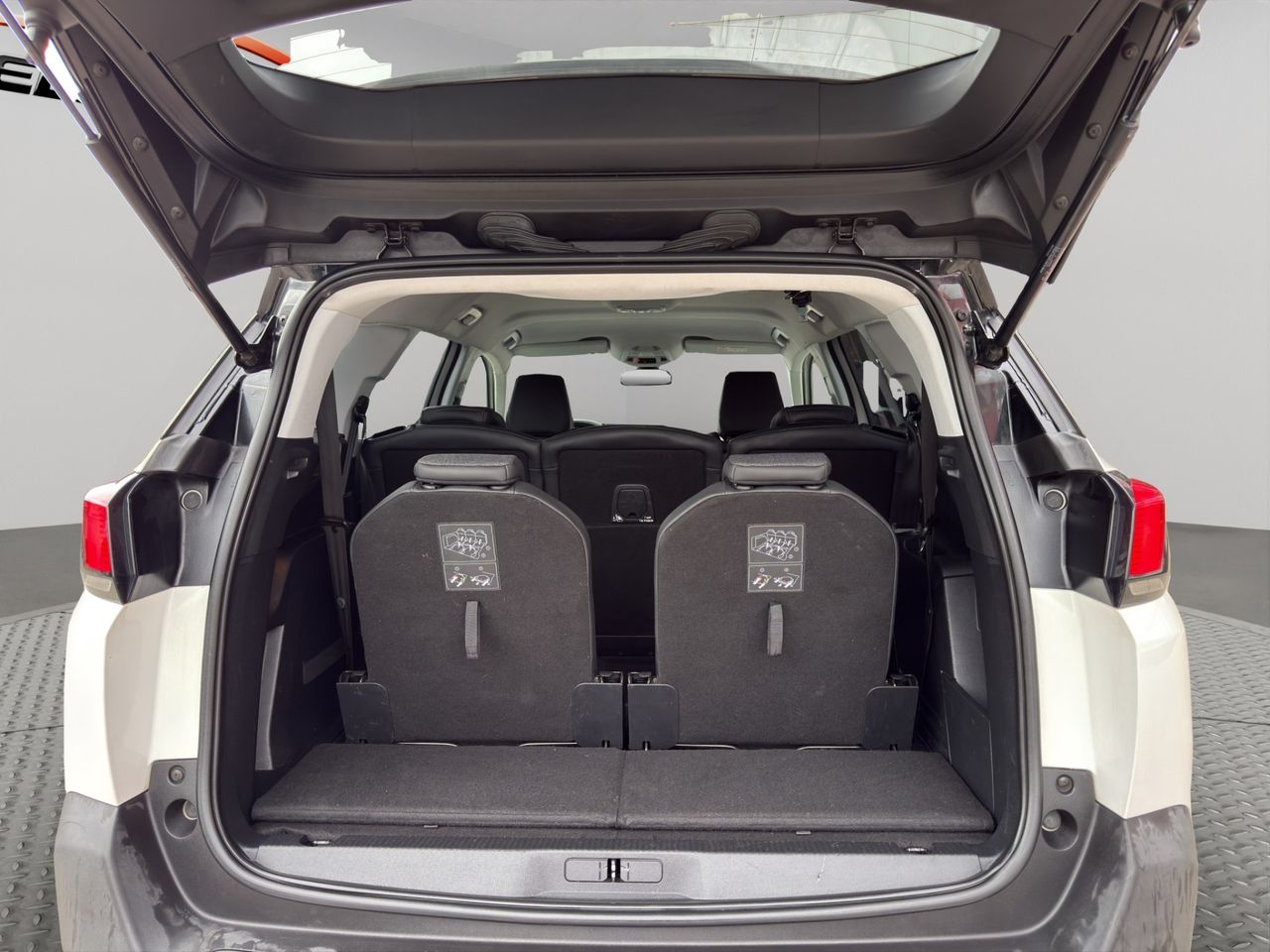 Peugeot 5008 GT-Line BlueHDi 96kW (130CV) S&S EAT8 - Foto 2