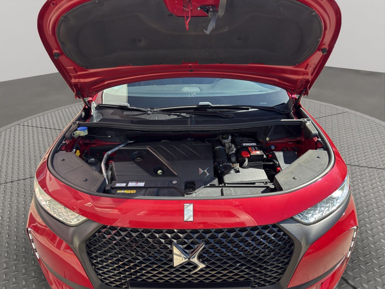 DS DS 7 Crossback BlueHDi 132kW (180CV) Auto. PERF.LINE - Foto 2