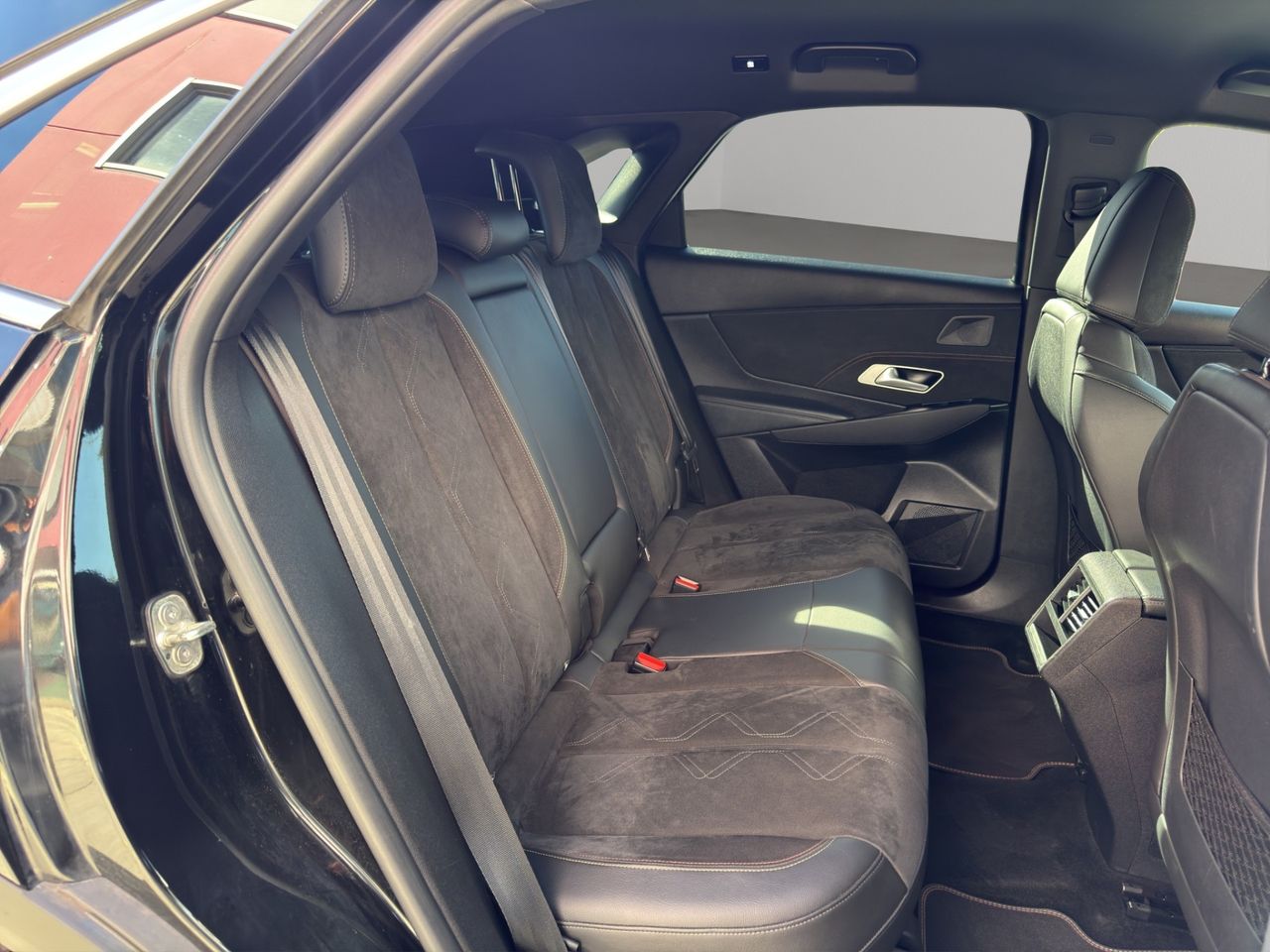 DS DS 7 Crossback BlueHDi DE 96kW (130CV) AT. PERF.LINE - Foto 2