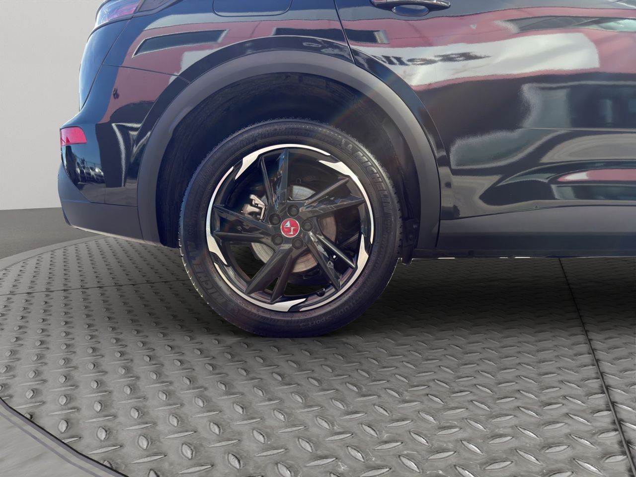 DS DS 7 Crossback BlueHDi DE 96kW (130CV) AT. PERF.LINE - Foto 2
