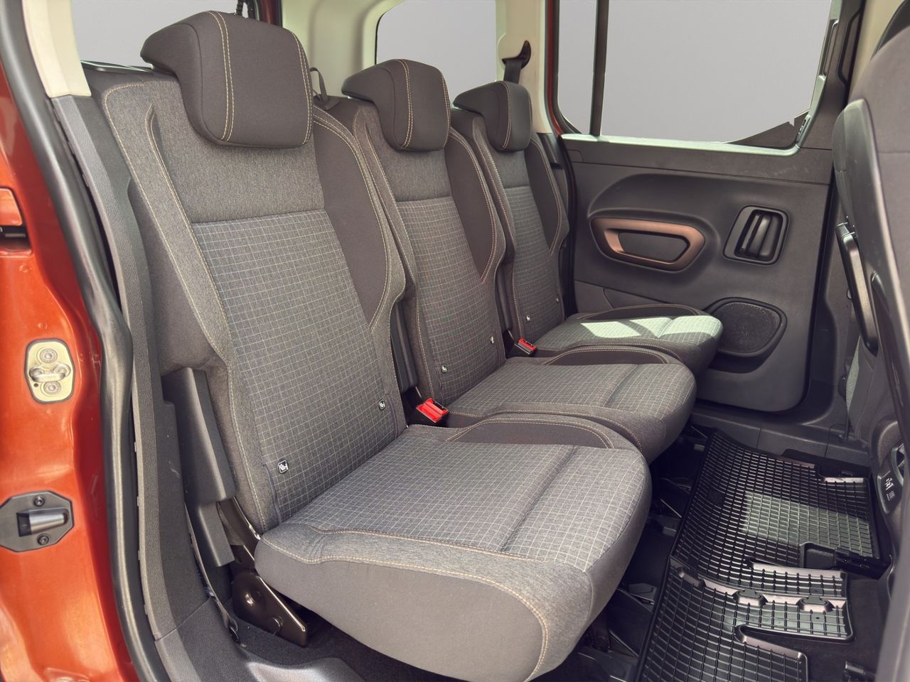Peugeot Rifter GT Line Standard PureTech 81kW - Foto 2