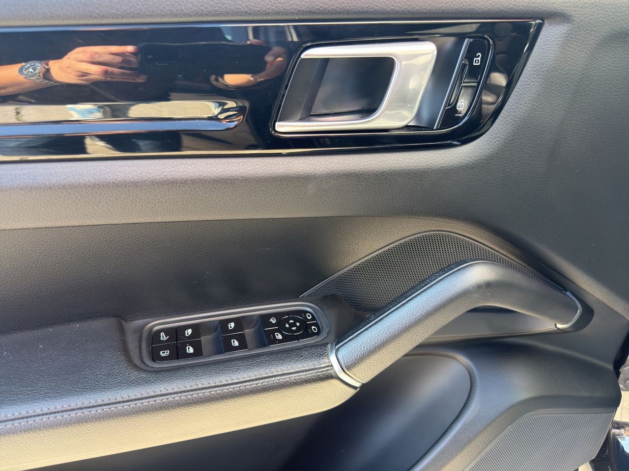 Porsche Cayenne E-Hybrid - Foto 2