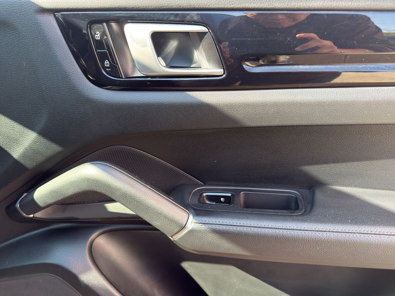 Porsche Cayenne E-Hybrid - Foto 2