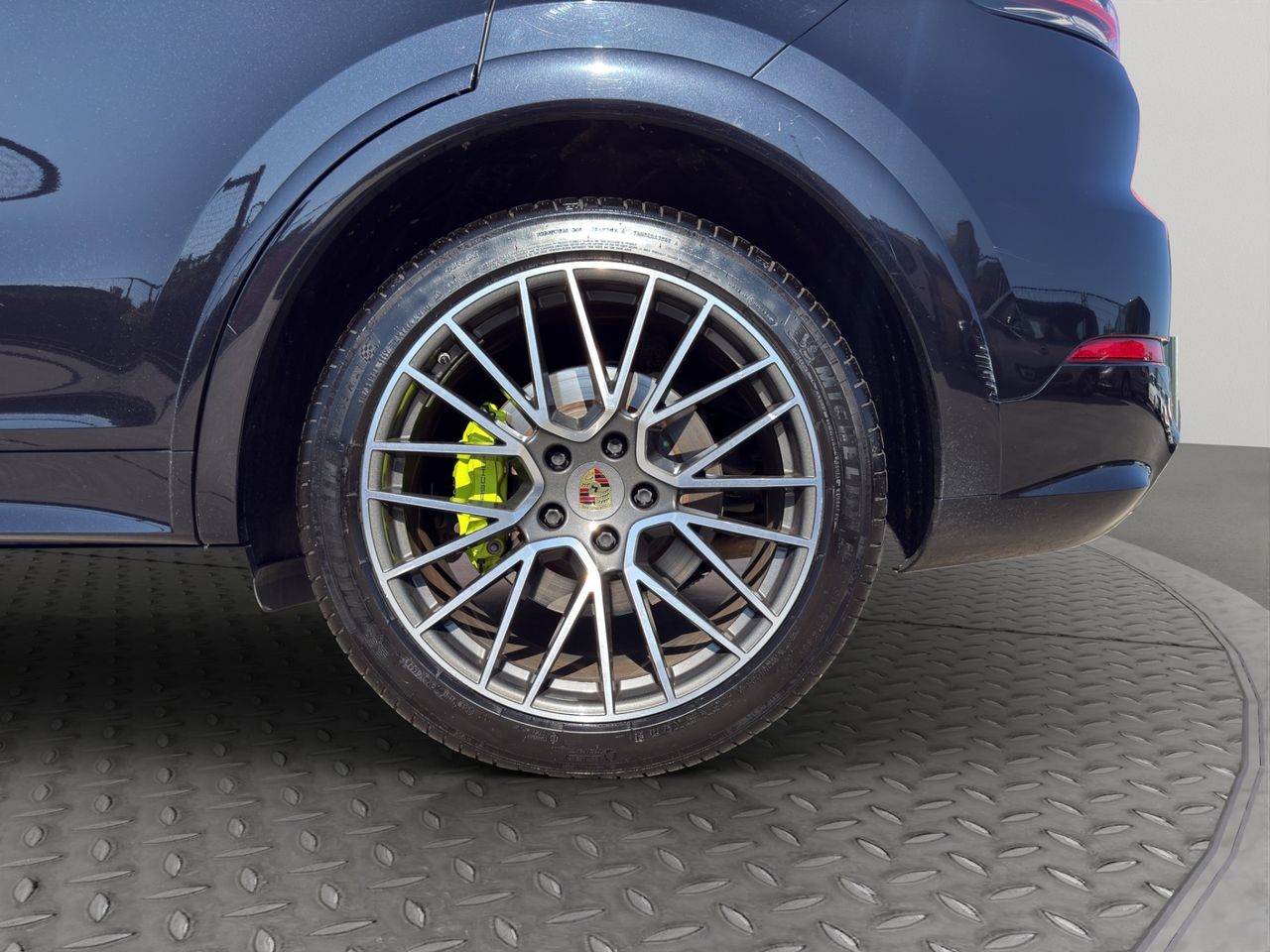 Porsche Cayenne E-Hybrid - Foto 2
