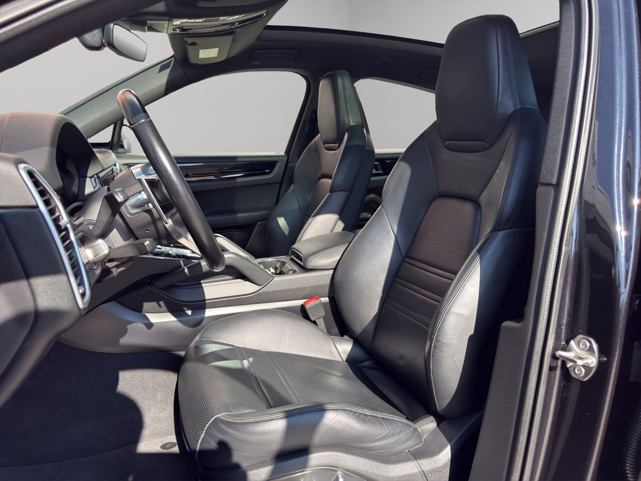 Porsche Cayenne E-Hybrid - Foto 2
