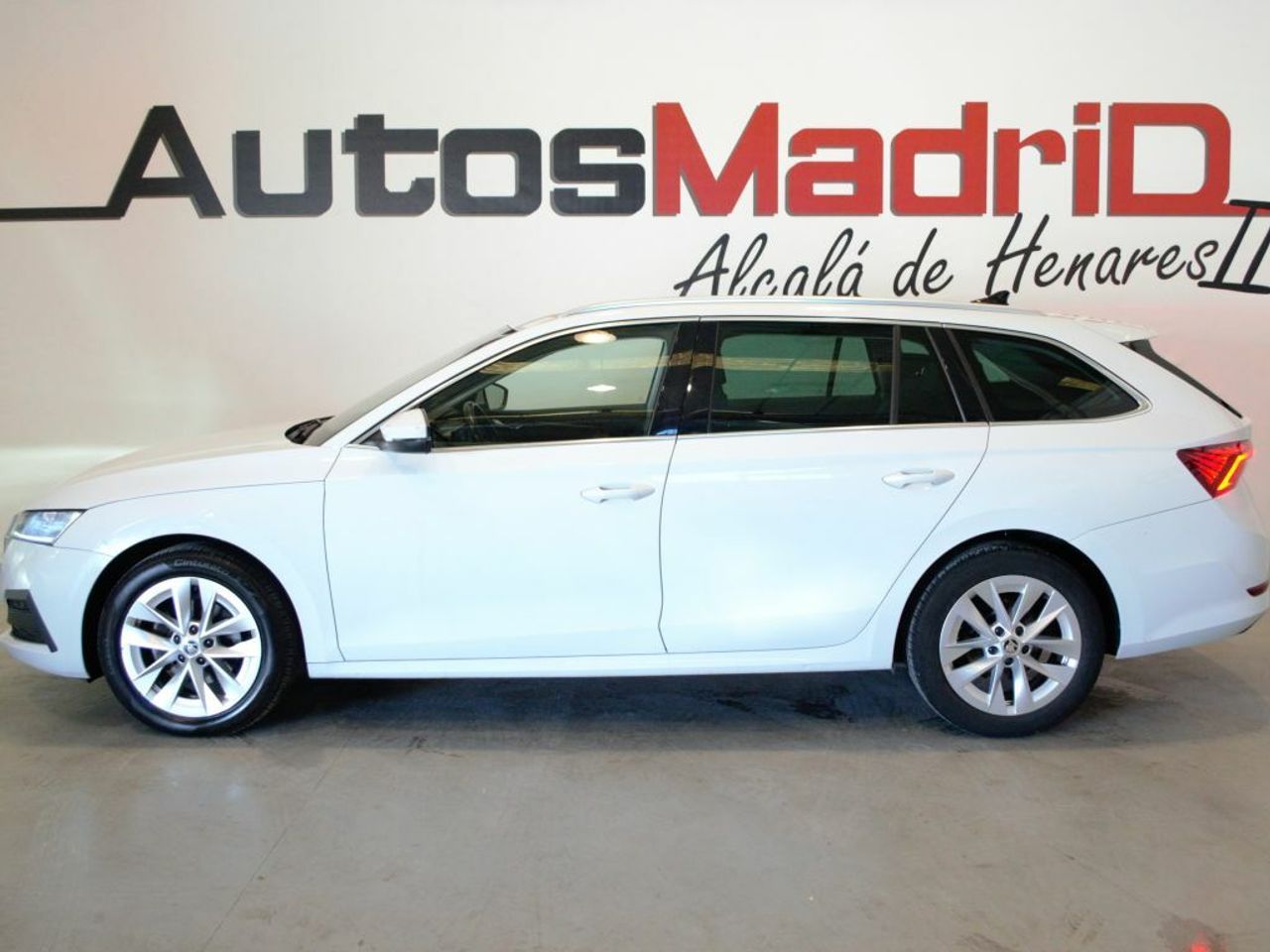skoda octavia 2022 / foto grande (3)