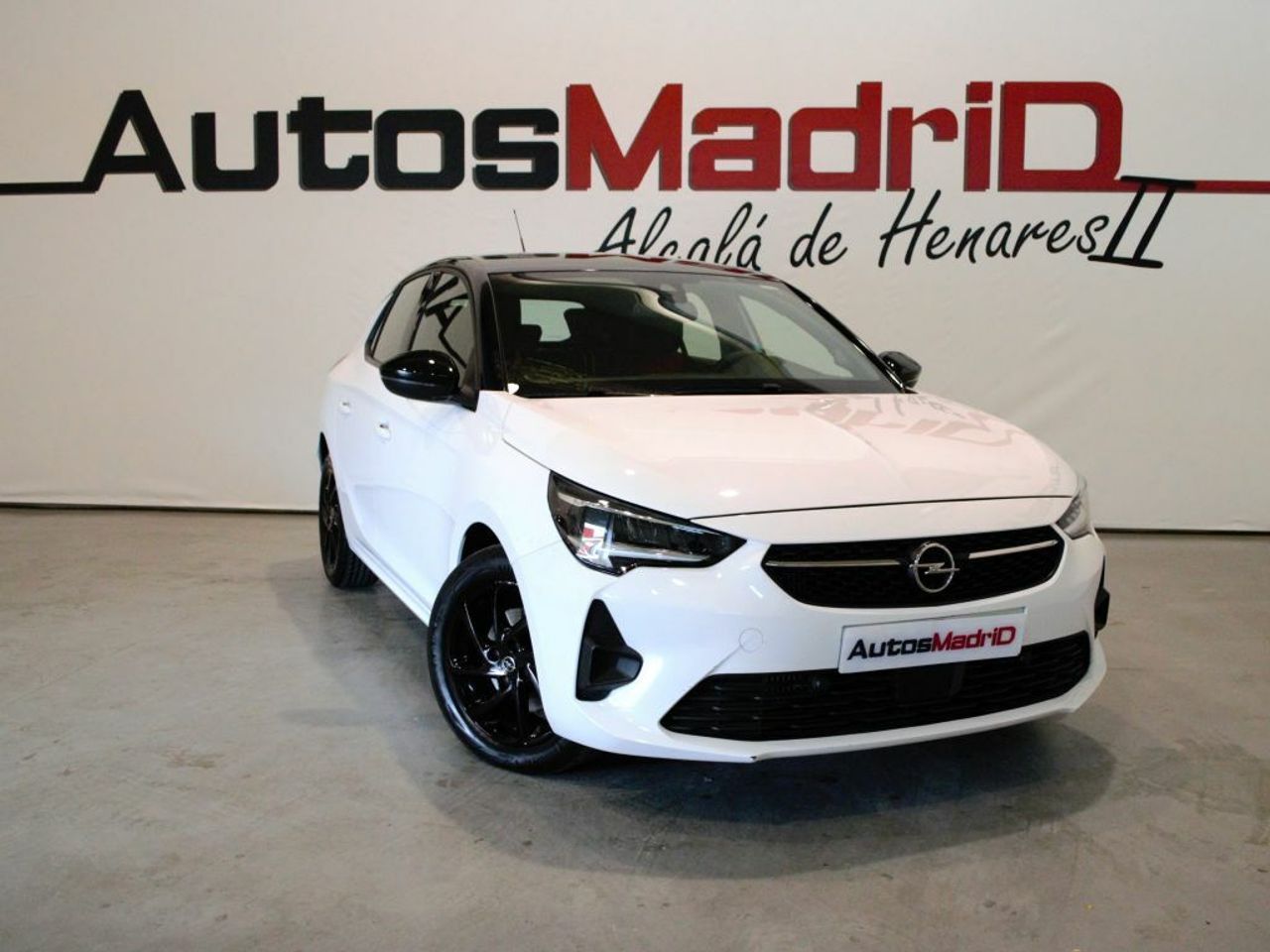 Foto opel corsa 2023 /
