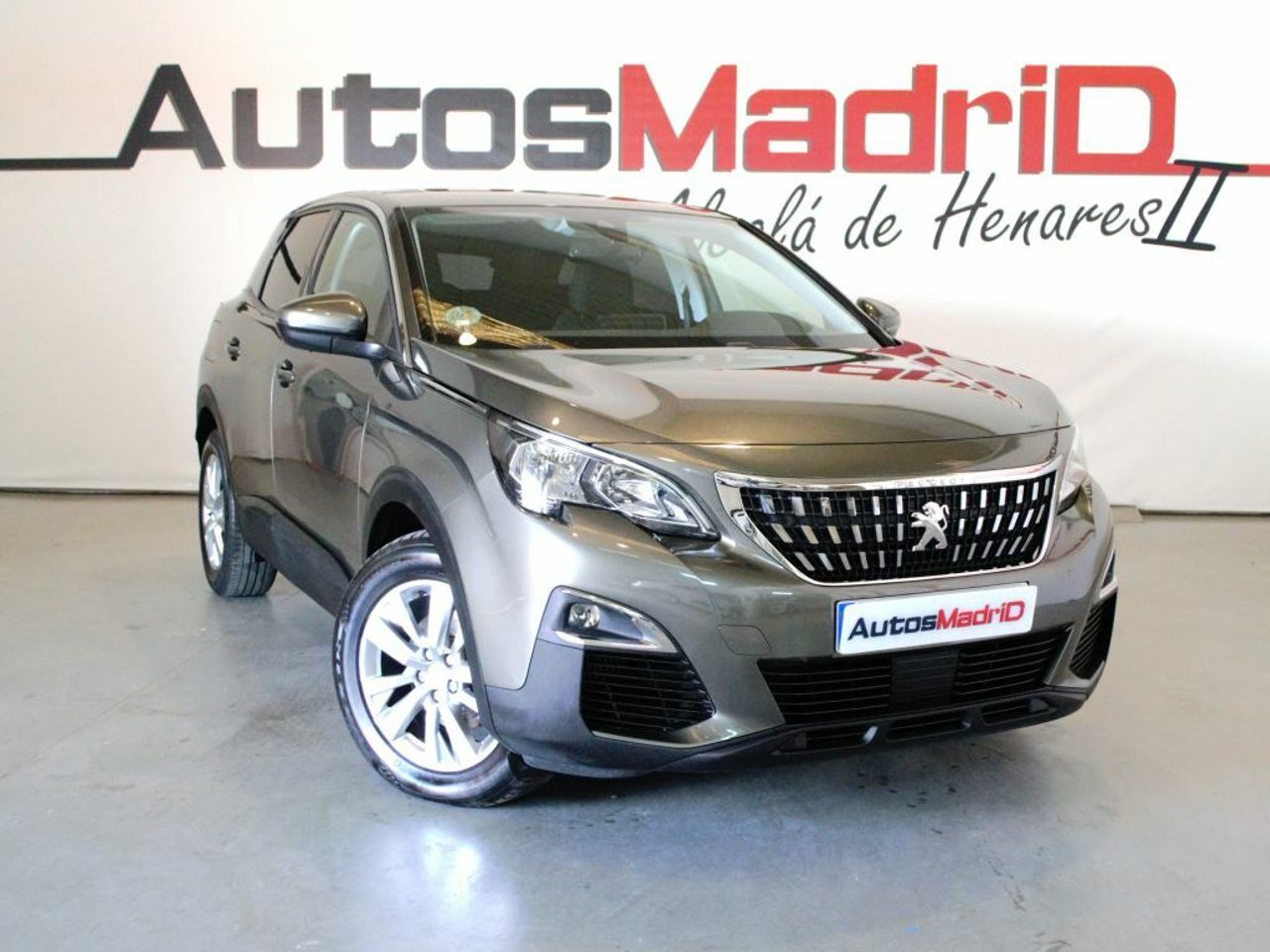 Megane con pantalla tactil multimedia madrid  de segunda mano en Madrid - peugeot 3008 2017 /