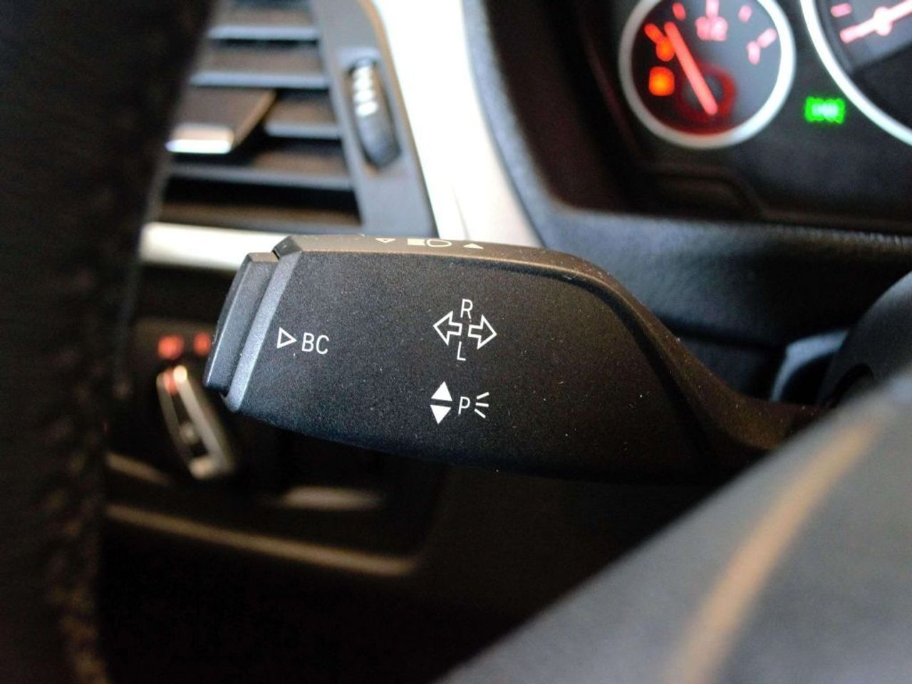 BMW Serie 3 318i - foto 19