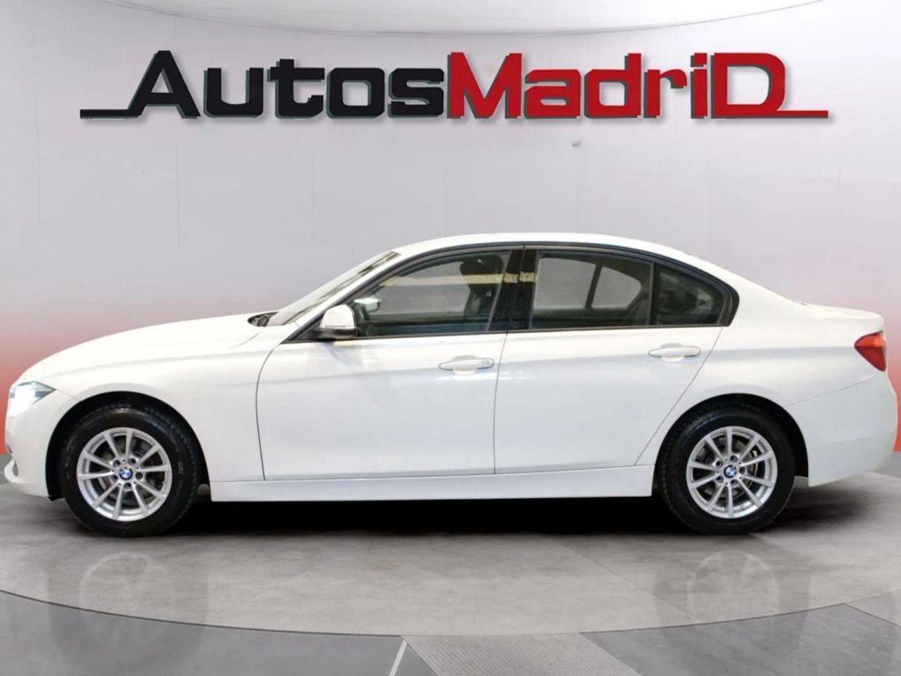 BMW Serie 3 318i - foto 4