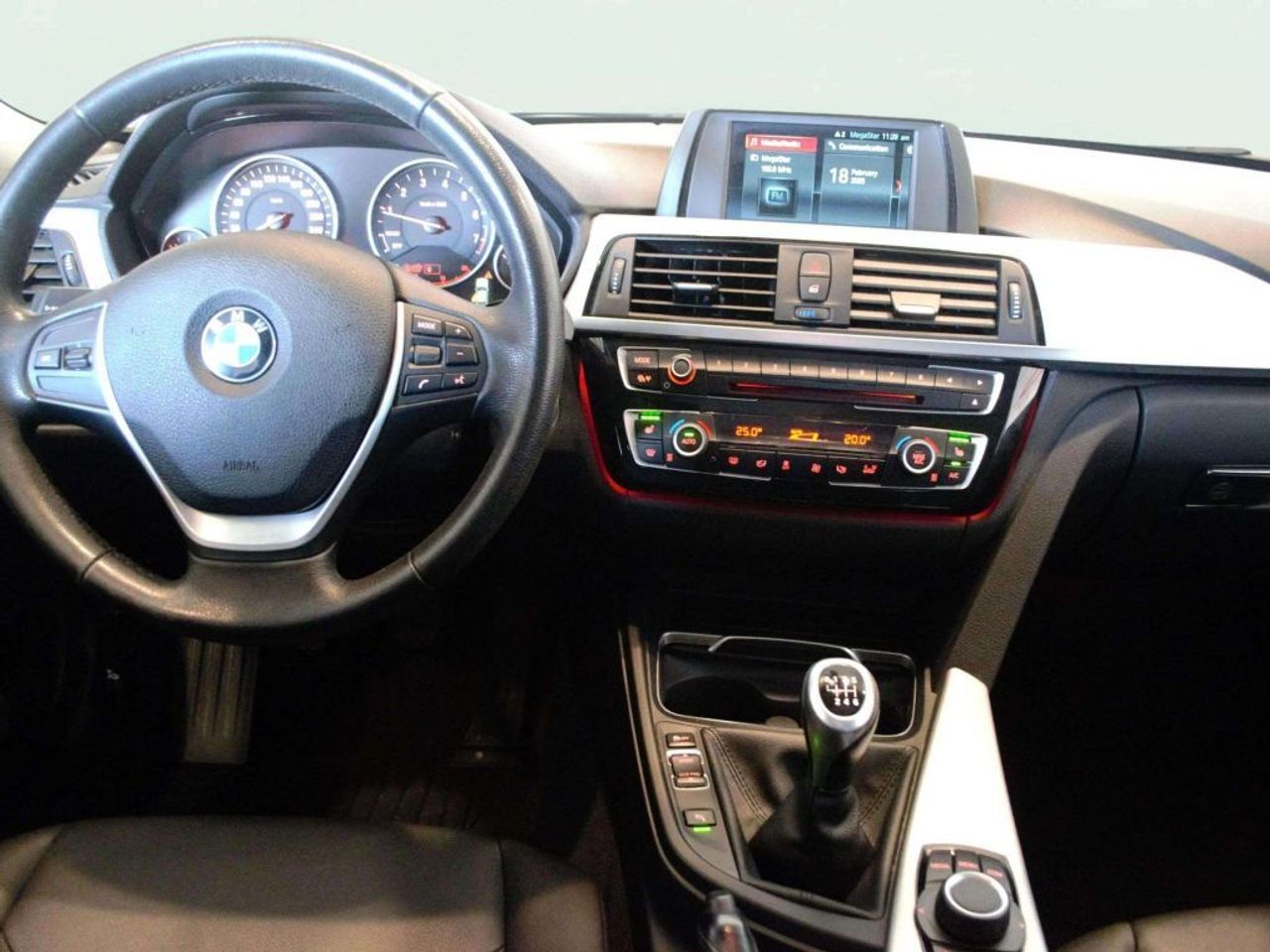 BMW Serie 3 318i - foto 14