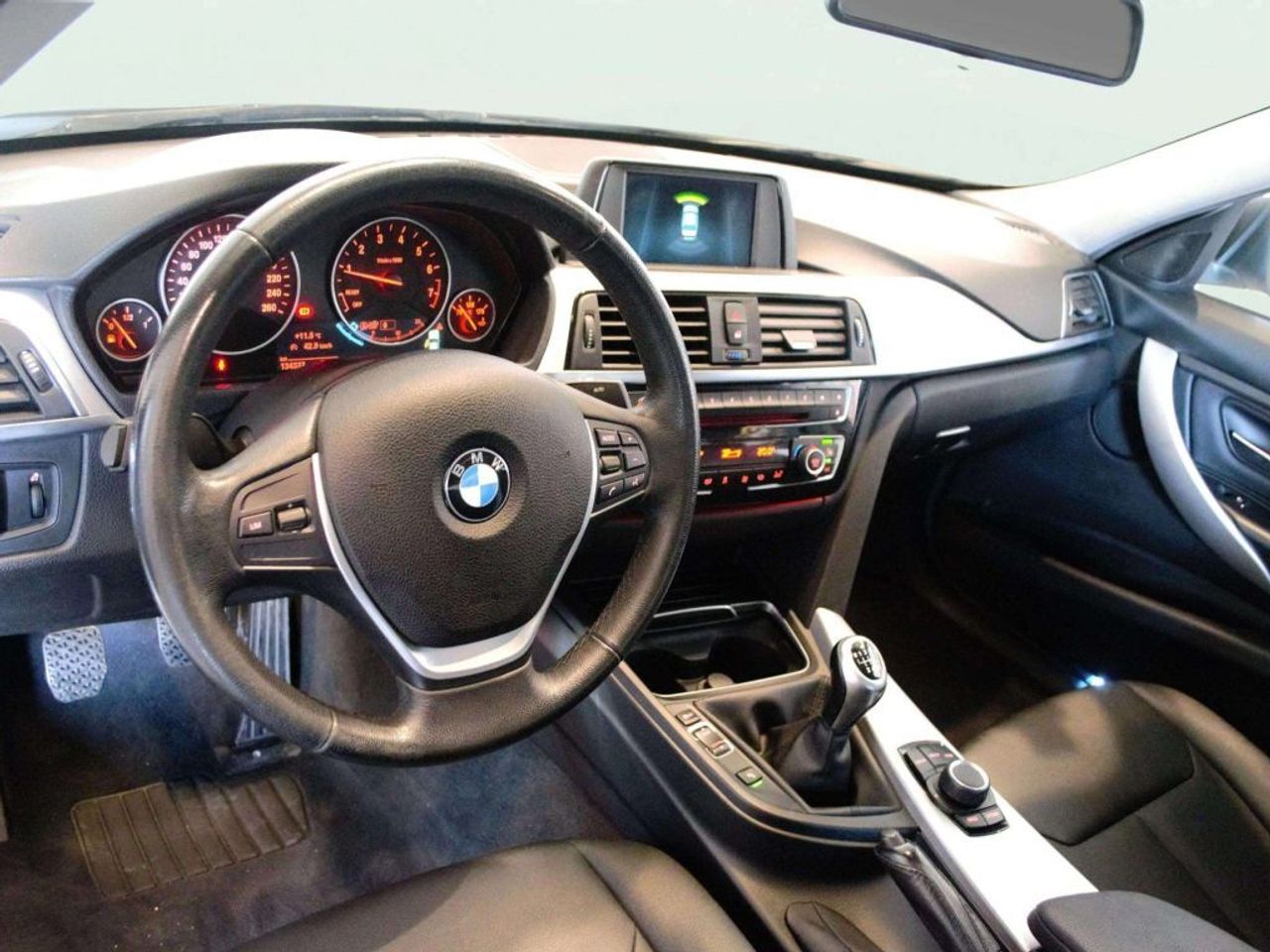 BMW Serie 3 318i - foto 13