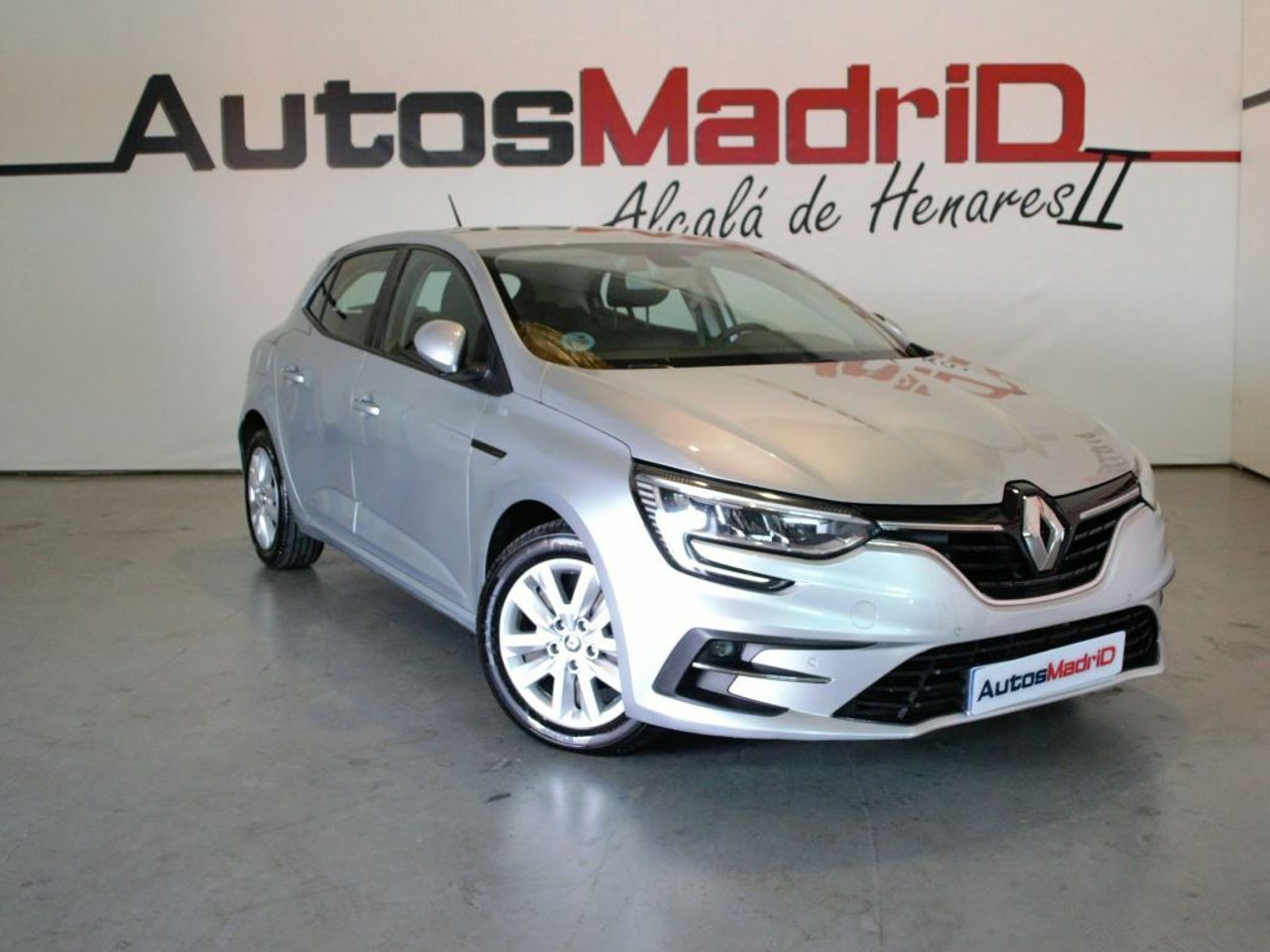 renault megane 2023 /