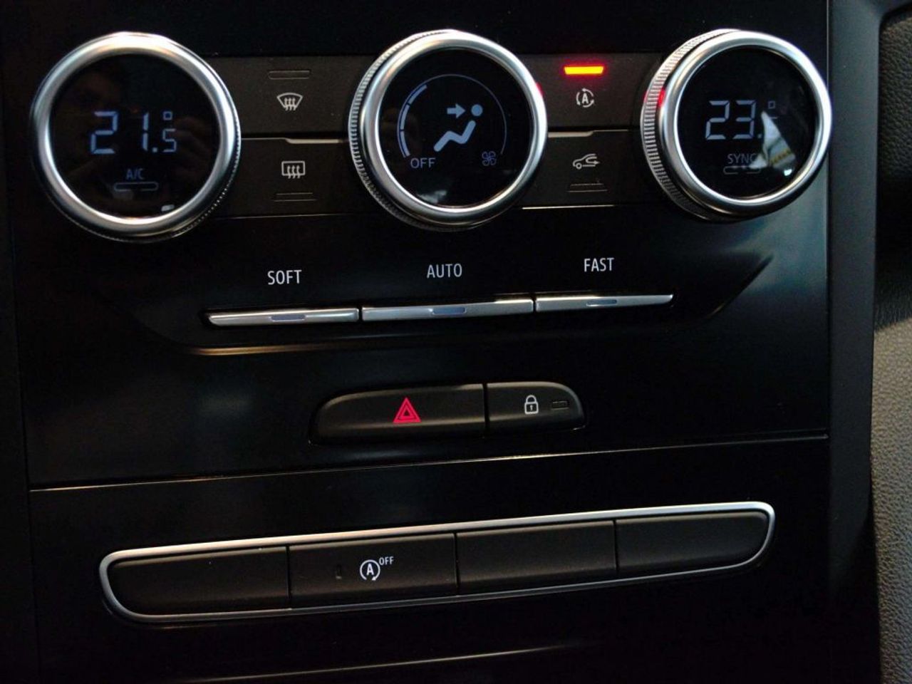 Renault Megane Equilibre Blue dCi 85 kW (115CV) - foto 24