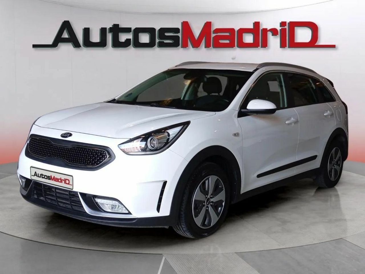 Kia Niro 1.6 GDi PHEV 104kW (141CV) Concept