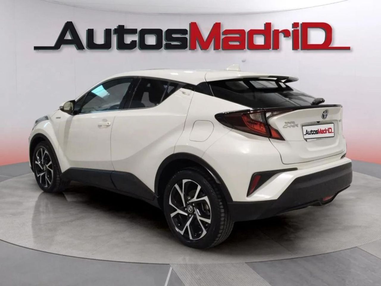 Toyota C-HR 1.8 125H Advance - foto 4
