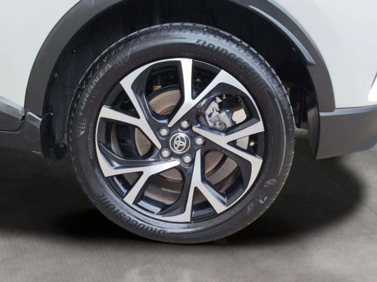 Toyota C-HR 1.8 125H Advance - foto 34