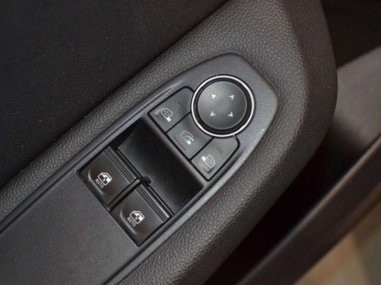 Renault Clio Intens SCE 53 kW (72CV) - foto 11