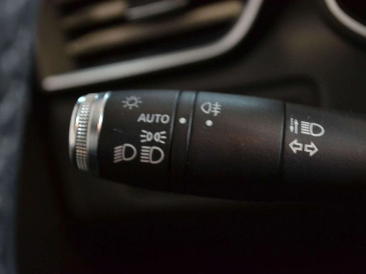 Renault Clio Intens SCE 53 kW (72CV) - foto 18