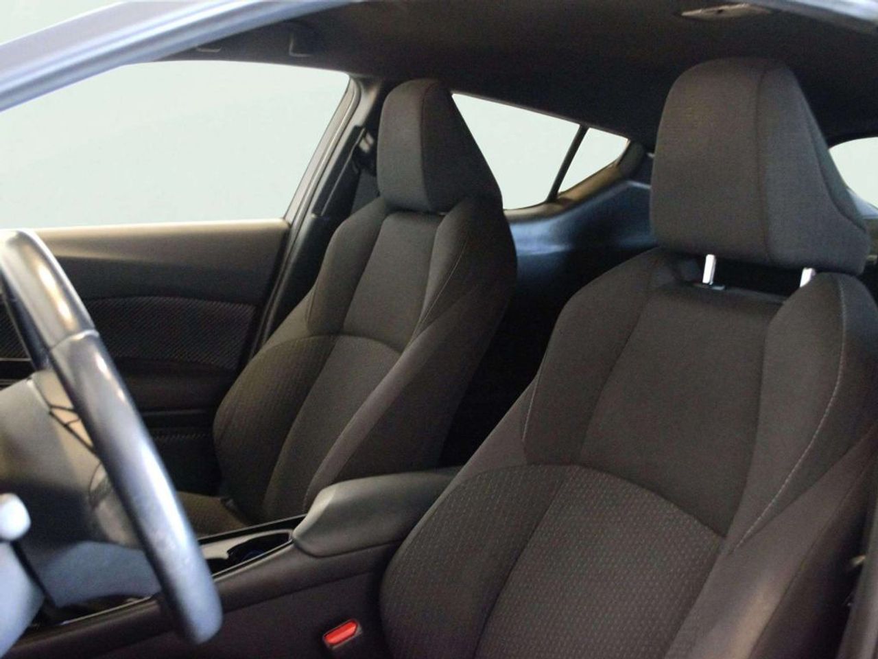 Toyota C-HR 1.8 125H Advance - foto 15