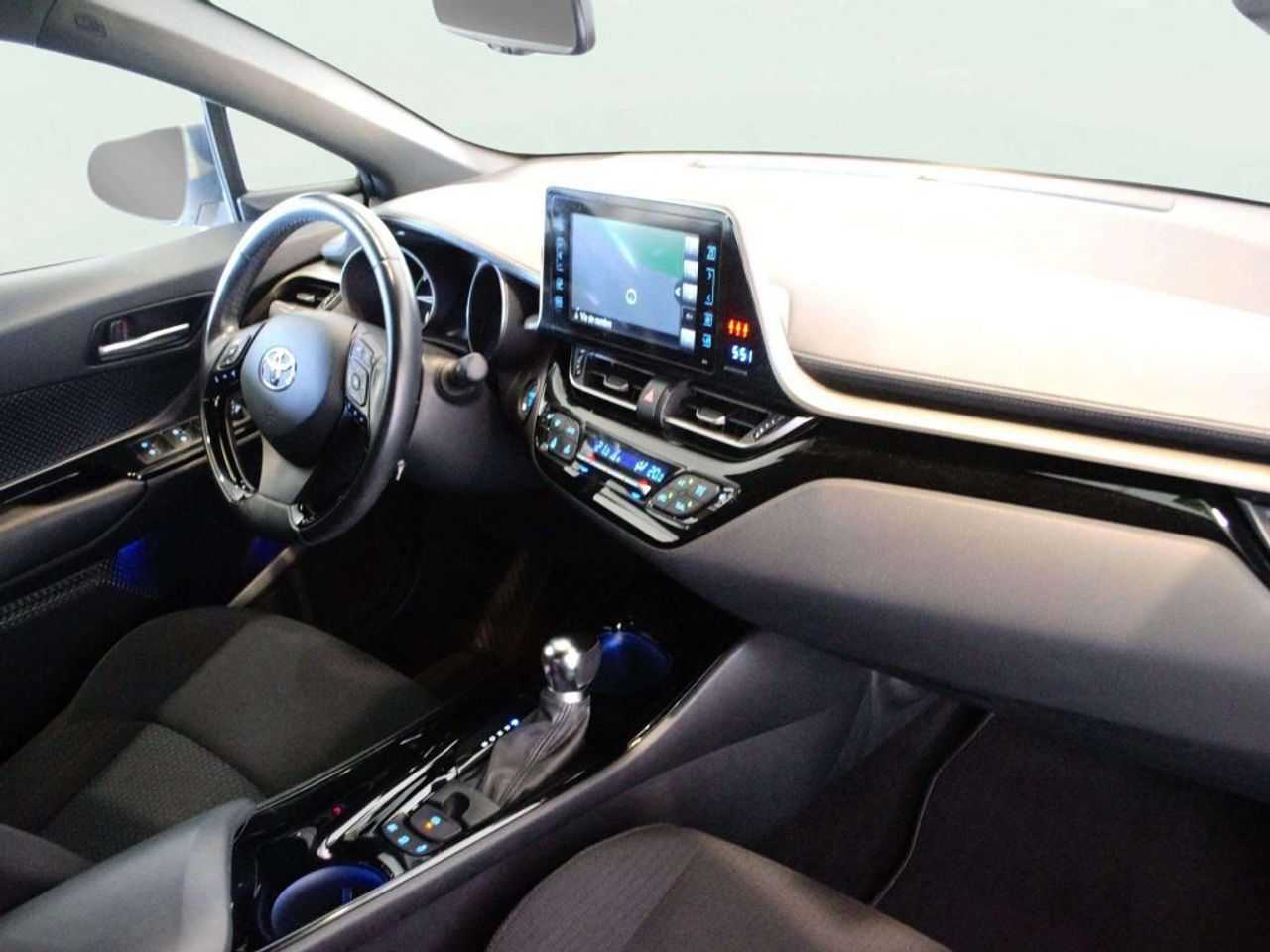 Toyota C-HR 1.8 125H Advance - foto 9