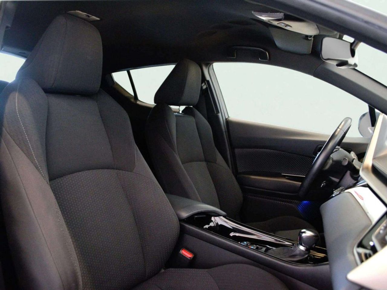 Toyota C-HR 1.8 125H Advance - foto 10