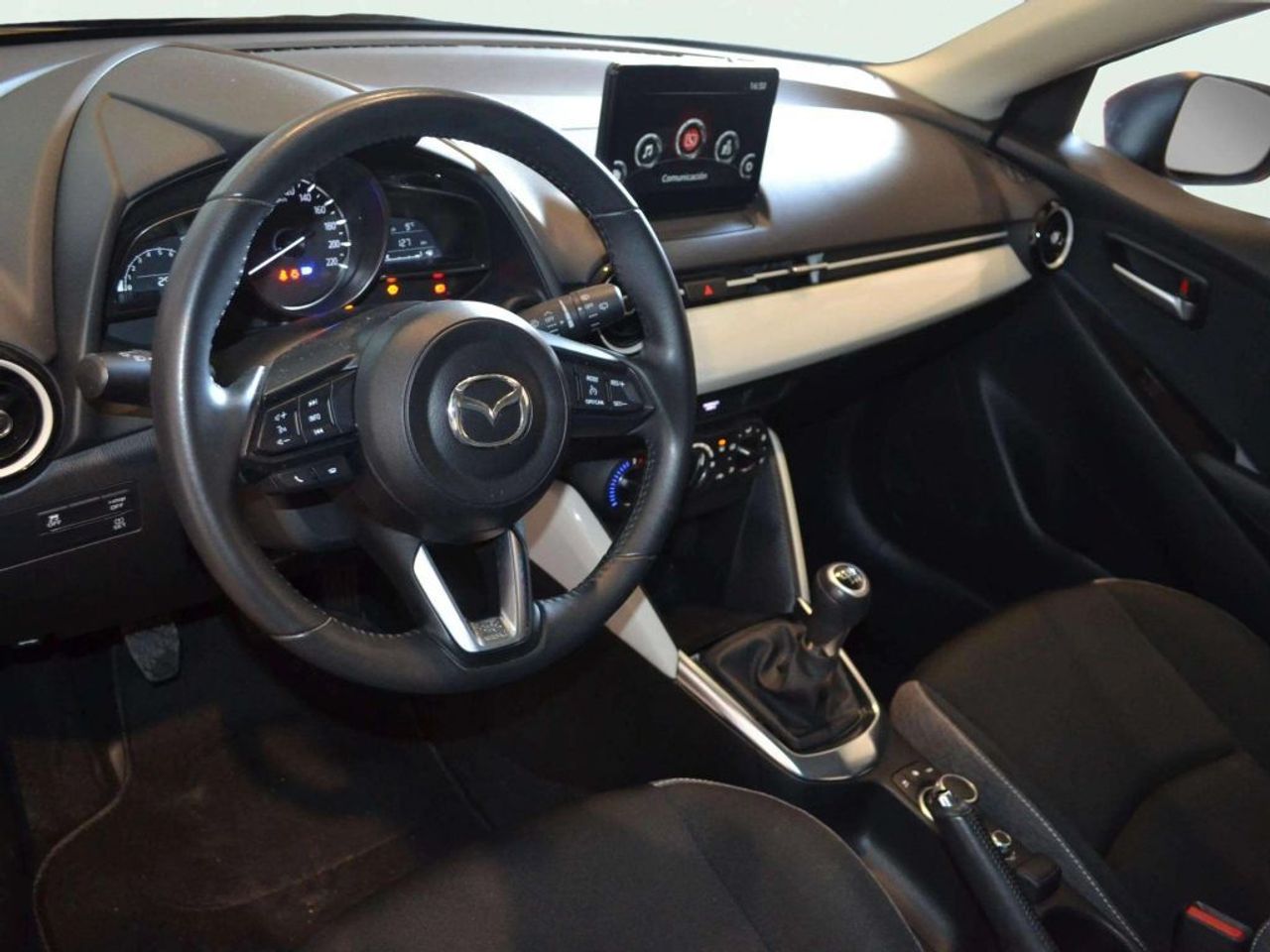 Mazda 2 e-SKYACTIV G 66kW (90CV) Center-Line - foto 14
