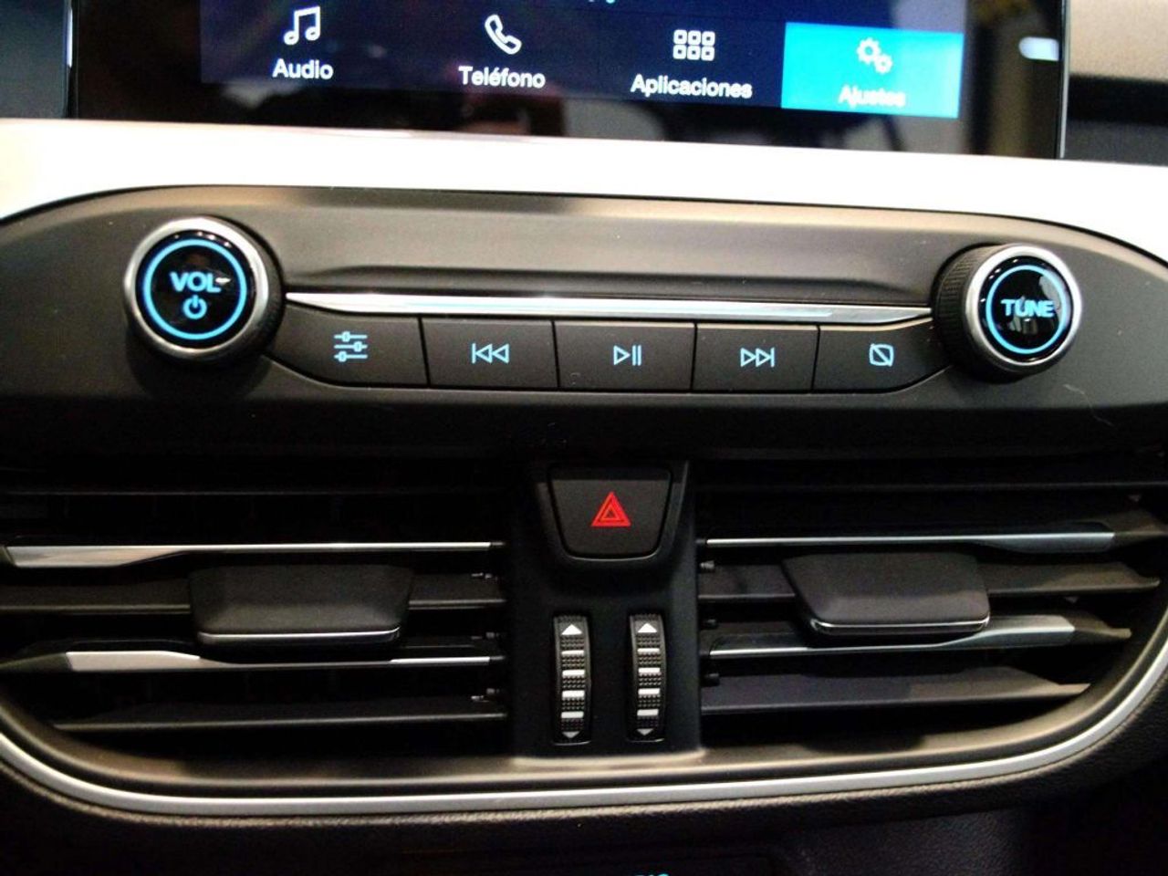 Ford Focus 1.5 Ecoblue 88kW Trend Edition - foto 32