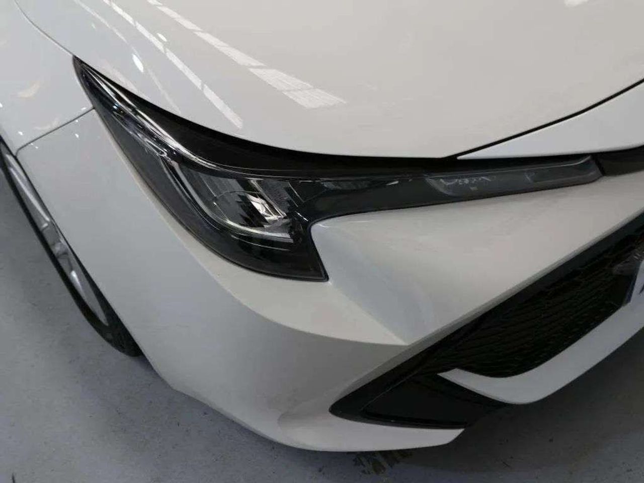 Toyota Corolla 1.8 125H BUSINESS PLUS E-CVT - foto 32