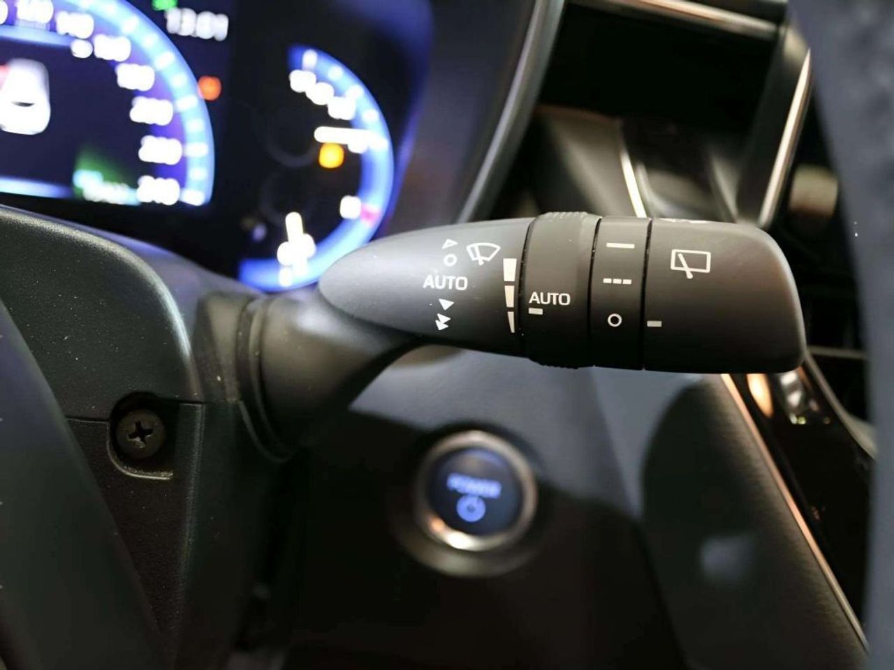 Toyota Corolla 1.8 125H BUSINESS PLUS E-CVT - foto 18