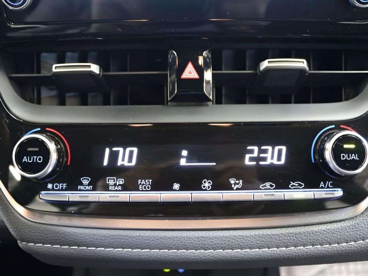 Toyota Corolla 1.8 125H BUSINESS PLUS E-CVT - foto 25