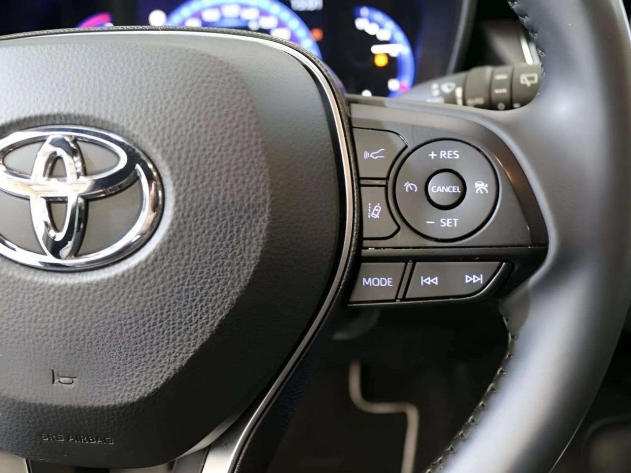 Toyota Corolla 1.8 125H BUSINESS PLUS E-CVT - foto 16