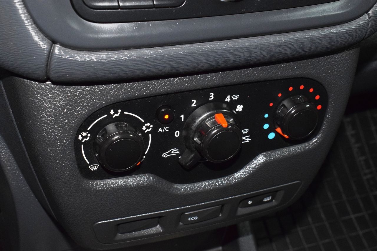 Dacia Dokker Van Essential 1.6 75kW (100CV) GLP  - Foto 18
