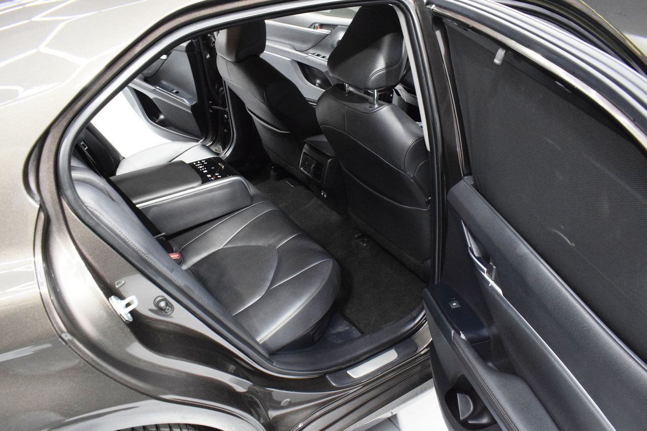 Toyota Camry 2.5 220H Luxury  - Foto 16