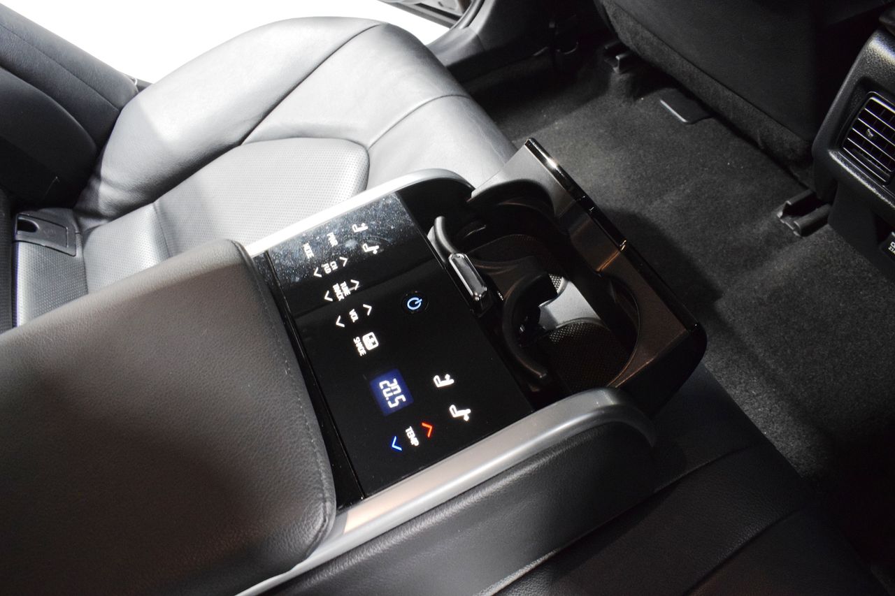 Toyota Camry 2.5 220H Luxury  - Foto 17