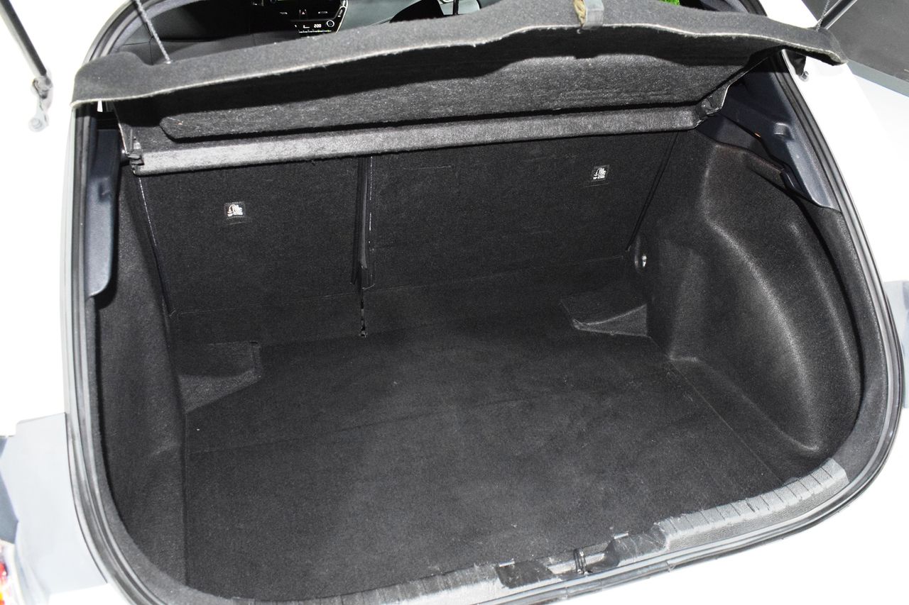 Toyota Corolla 1.8 HYBRID ACTIVE TECH E-CVT  - Foto 12