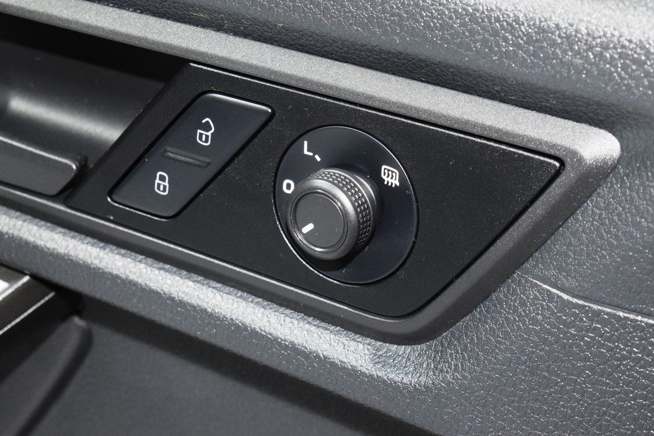 Volkswagen Caddy Profesional Kombi BMT 2.0 TDI 100CV   - Foto 24