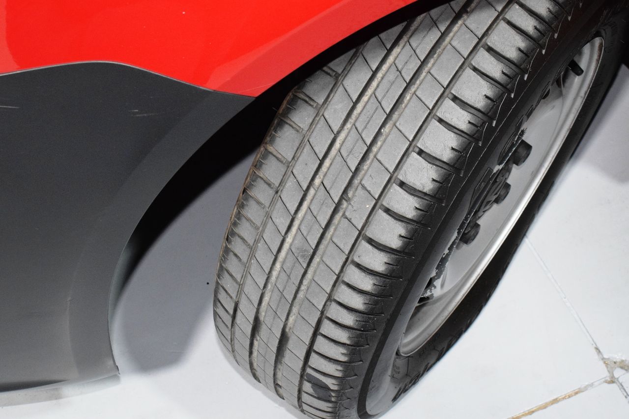 Volkswagen Caddy Profesional Kombi BMT 2.0 TDI 100CV   - Foto 28