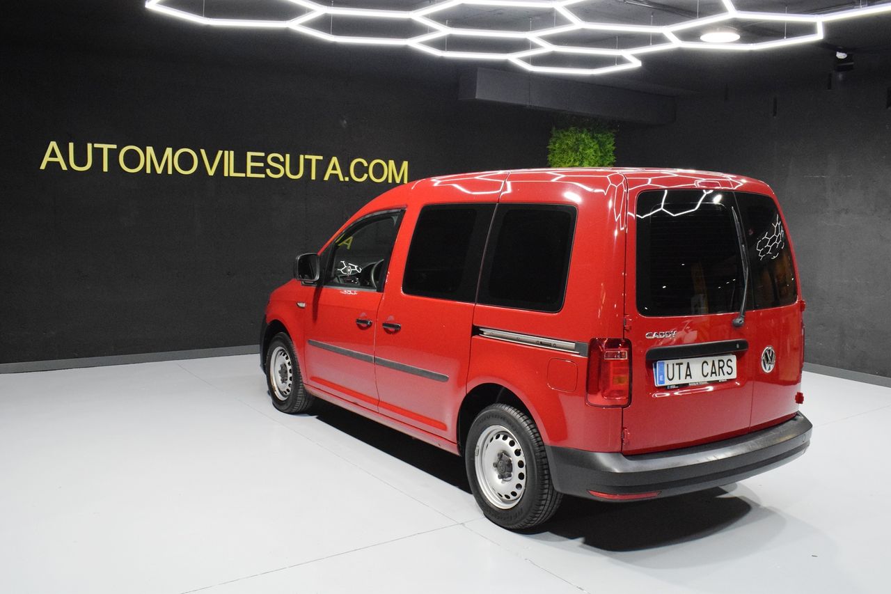 Volkswagen Caddy Profesional Kombi BMT 2.0 TDI 100CV   - Foto 5
