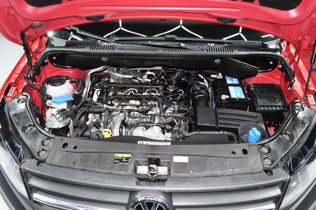 Volkswagen Caddy Profesional Kombi BMT 2.0 TDI 100CV   - Foto 27