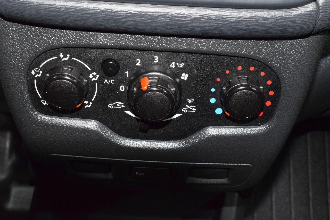 Dacia Dokker VanExpress Essential 1.6 110CV GLP  - Foto 18