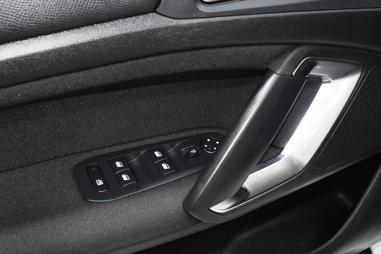 Peugeot 308 SW ACTIVE PACK BLUEHDI 100 SS  - Foto 11