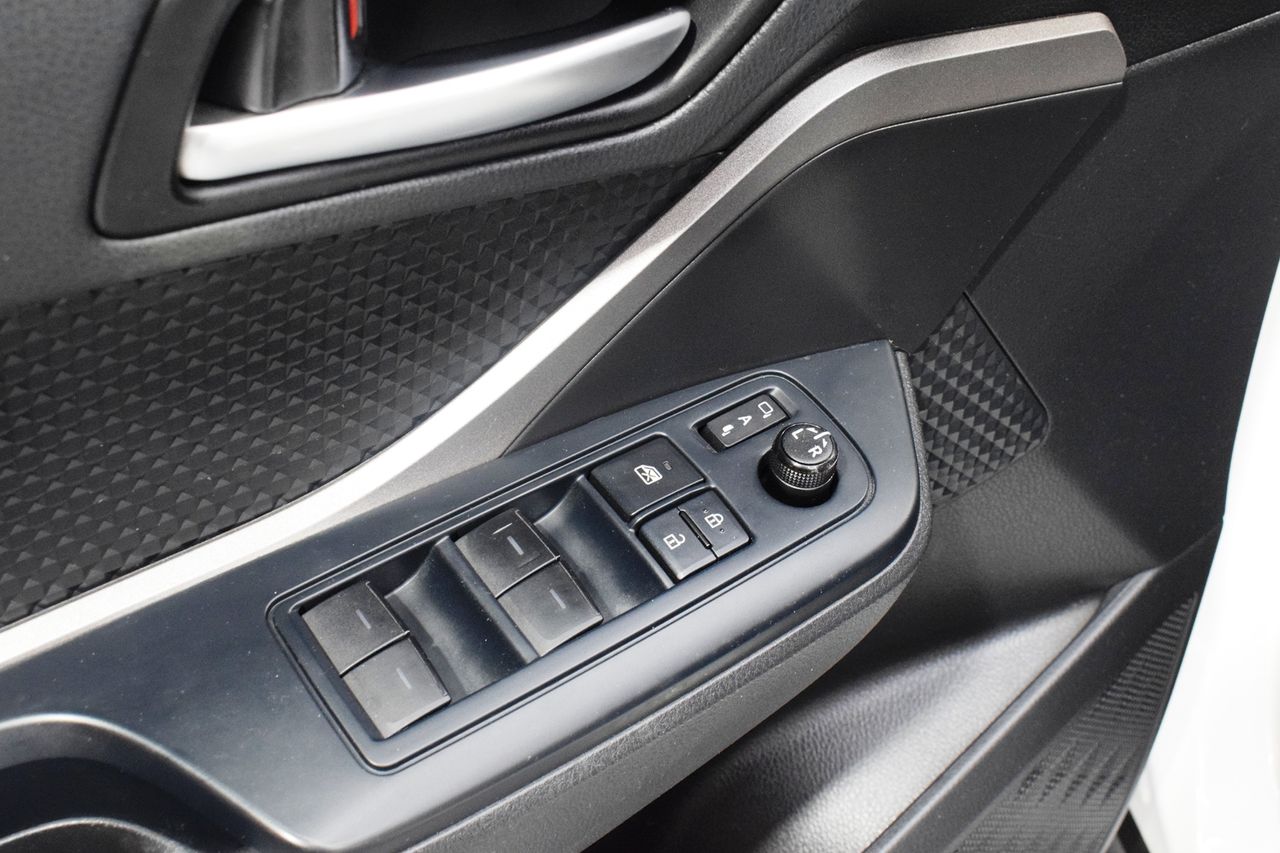 Toyota C-HR 1.8 125H Active  - Foto 13